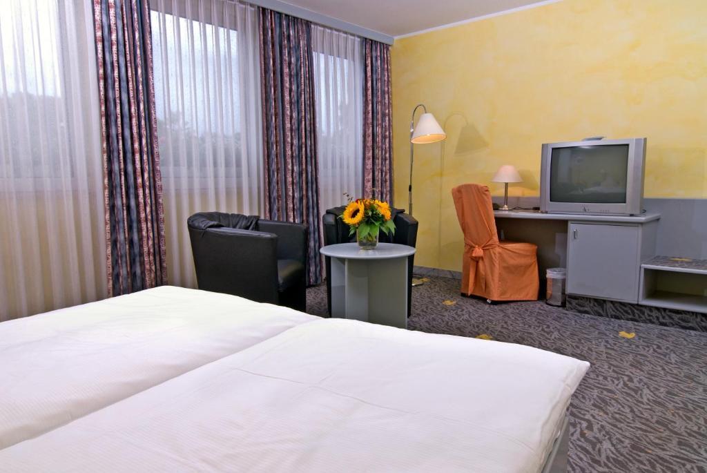 Hotel Am Schwan Dusseldorf Phòng bức ảnh