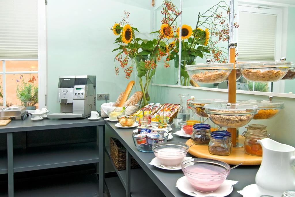 Hotel Am Schwan Dusseldorf Ngoại thất bức ảnh